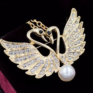 Golden Bird Pendant/Brooch